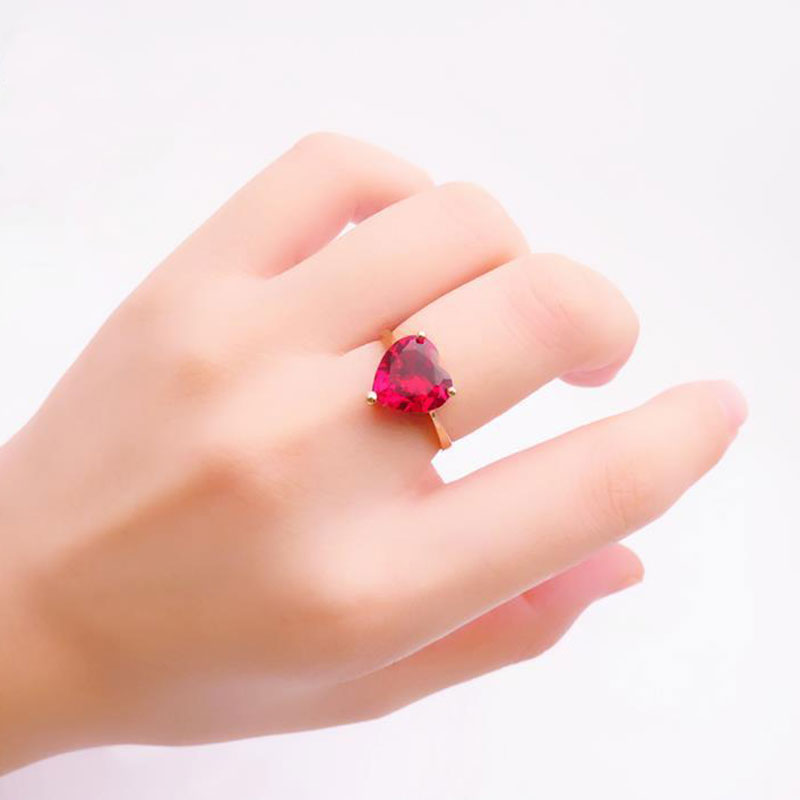 18K Color Gold Love Set Red Stone Ring