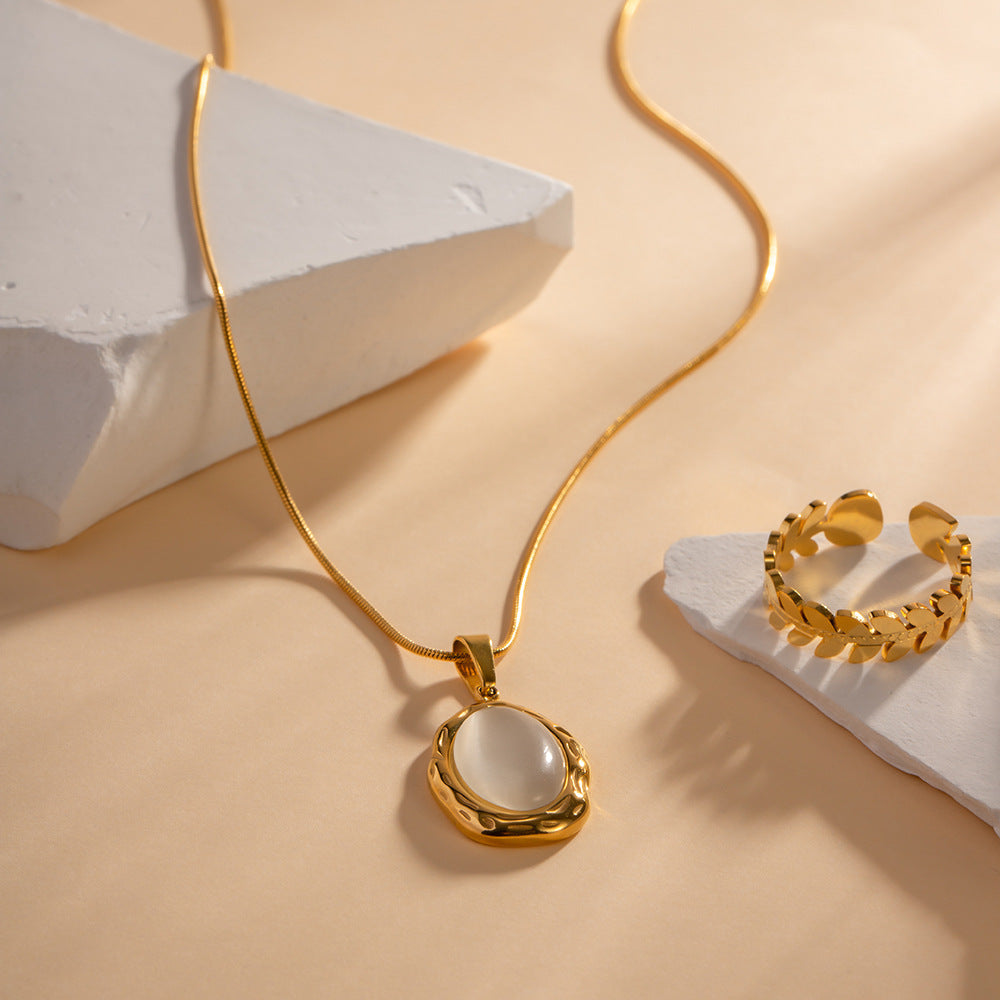 Stainless Steel 18K Gold Plated Natural Stone Pendant Necklace