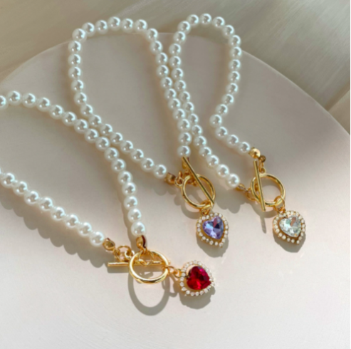 Red Crystal Heart Pendant Pearl Beaded Bracelet