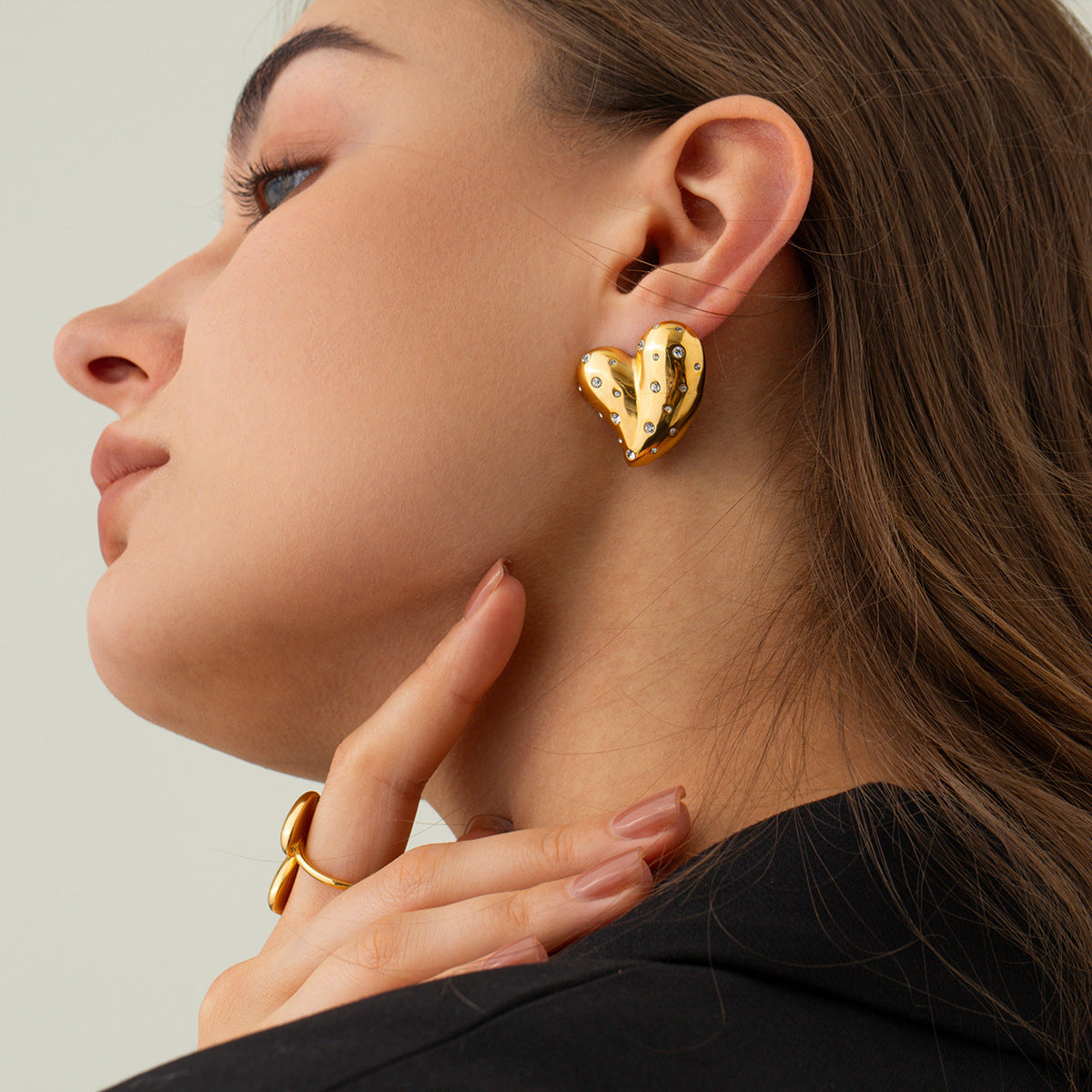 Fashion 18K Gold Stainless Steel Inlaid White Diamond Love Heart Earrings